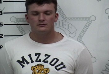 Mugshot of VINCENT WAGNER GUAJARDO