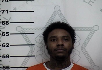 Mugshot of LARRIEL CADDEL GILL
