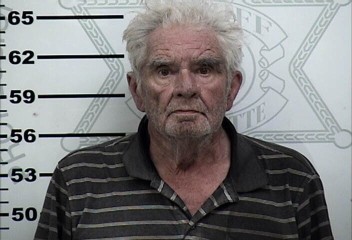 Mugshot of JEFFREY D FLYNN