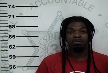 Mugshot of STEPFON ISAIAH DEANTE COVINGTON