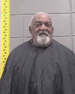Mugshot of JOHNNIE ROBERTS
