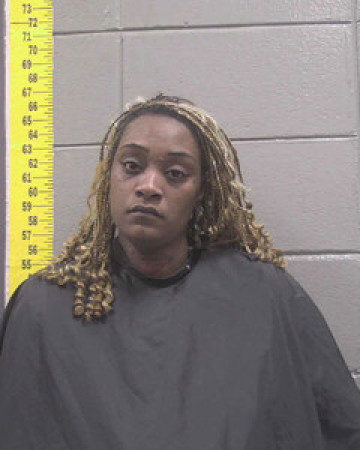 Mugshot of MAHOGNEA PERRY