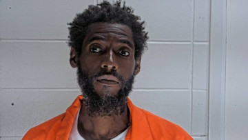 Mugshot of TRAVIS LENELLE LEDBETTER