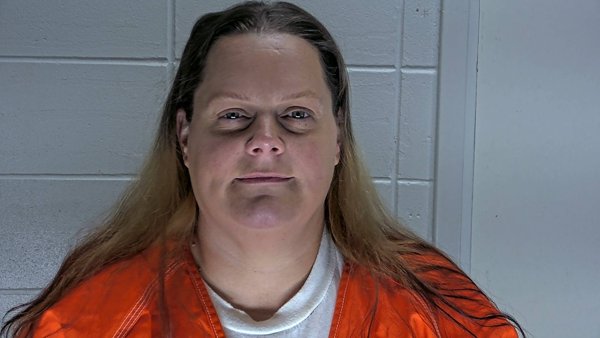 Mugshot of BRANDI NICOLE TOMLIN