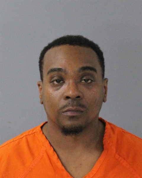 Mugshot of STANLEY TRAVIS