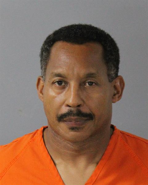 Mugshot of GARY LEACH