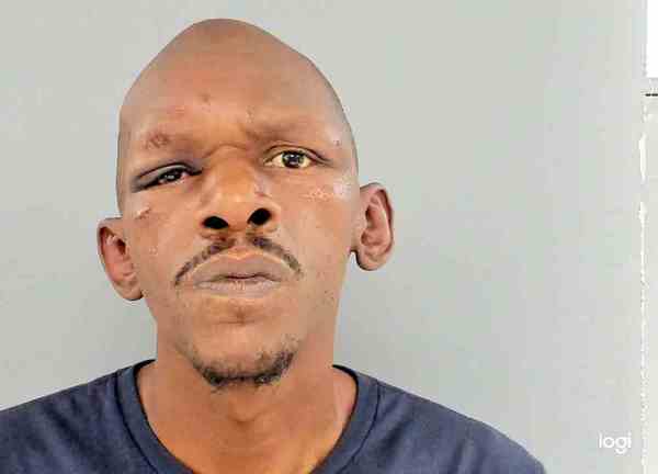 Mugshot of DEREK TOLASKII MOORE