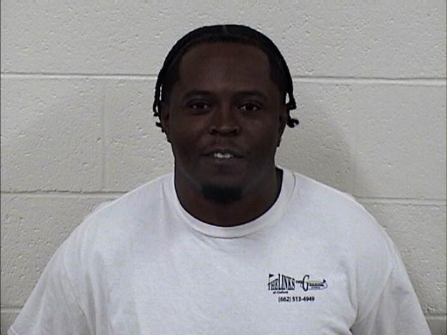 Mugshot of DEARIUS DEANDRA LAMAR
