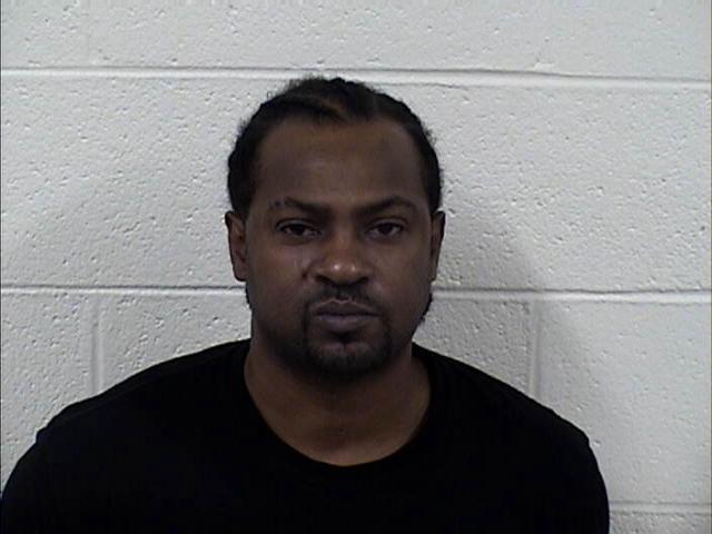 Mugshot of JUSTIN SENTELL SMITH