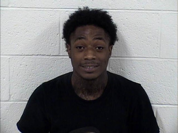 Mugshot of ANTONIUS SHANE TAPER