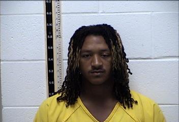 Mugshot of LEMUEL LATRAIL BOWDEN