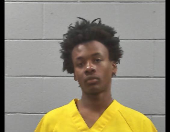 Mugshot of MYQUAVIUS MITCHELL