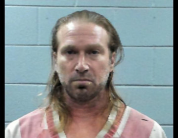 Mugshot of LUCAS HENDRIX