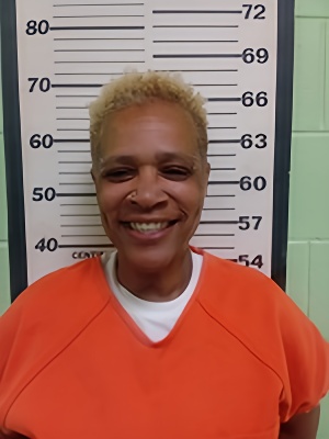 Mugshot of LATRICE BONDS
