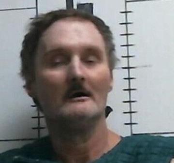 Mugshot of DAVID WADE RENFROW