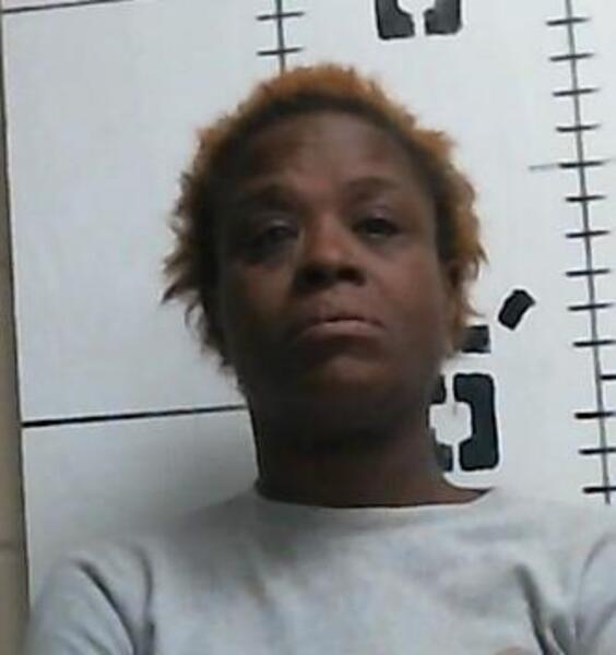 Mugshot of MYSCHEALYA CLEOSHANEL LEACHMAN