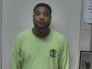Mugshot of CORVEZ DEWAYNE GARNER