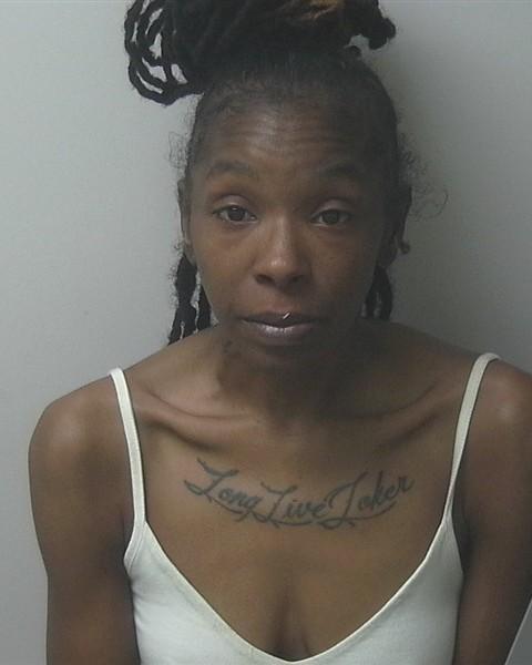 Mugshot of SHAUNQUANICE DONYELLE EBRON