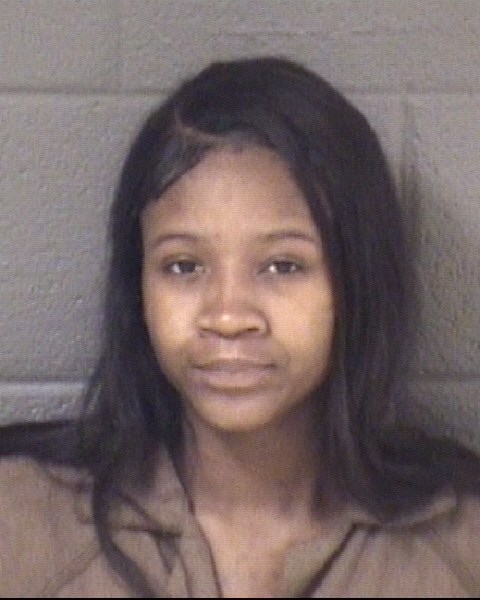 Mugshot of MAKYRA LESHAE DAVIS