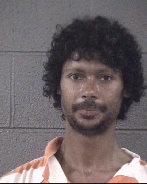 Mugshot of TCHE ARANYA CLAY
