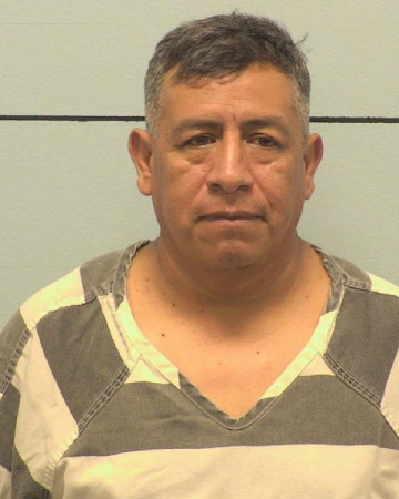Mugshot of ARNULFO MORENO-LIRA