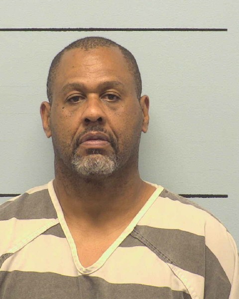 Mugshot of ROBERT DEON HUNTER