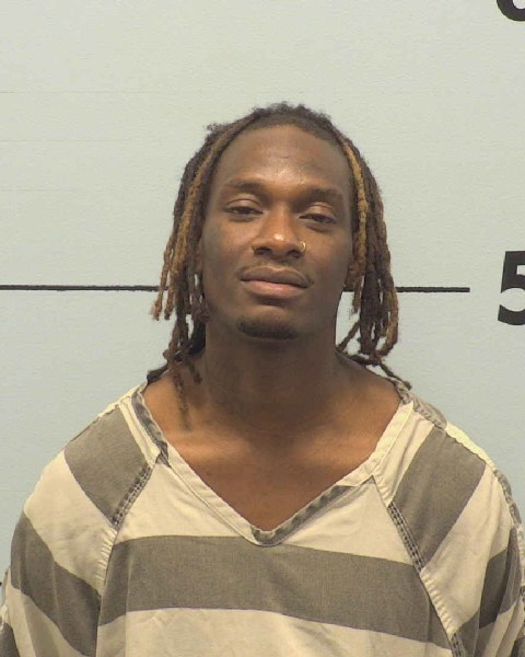 Mugshot of DIAMOND SHARELL LIPSCOMB