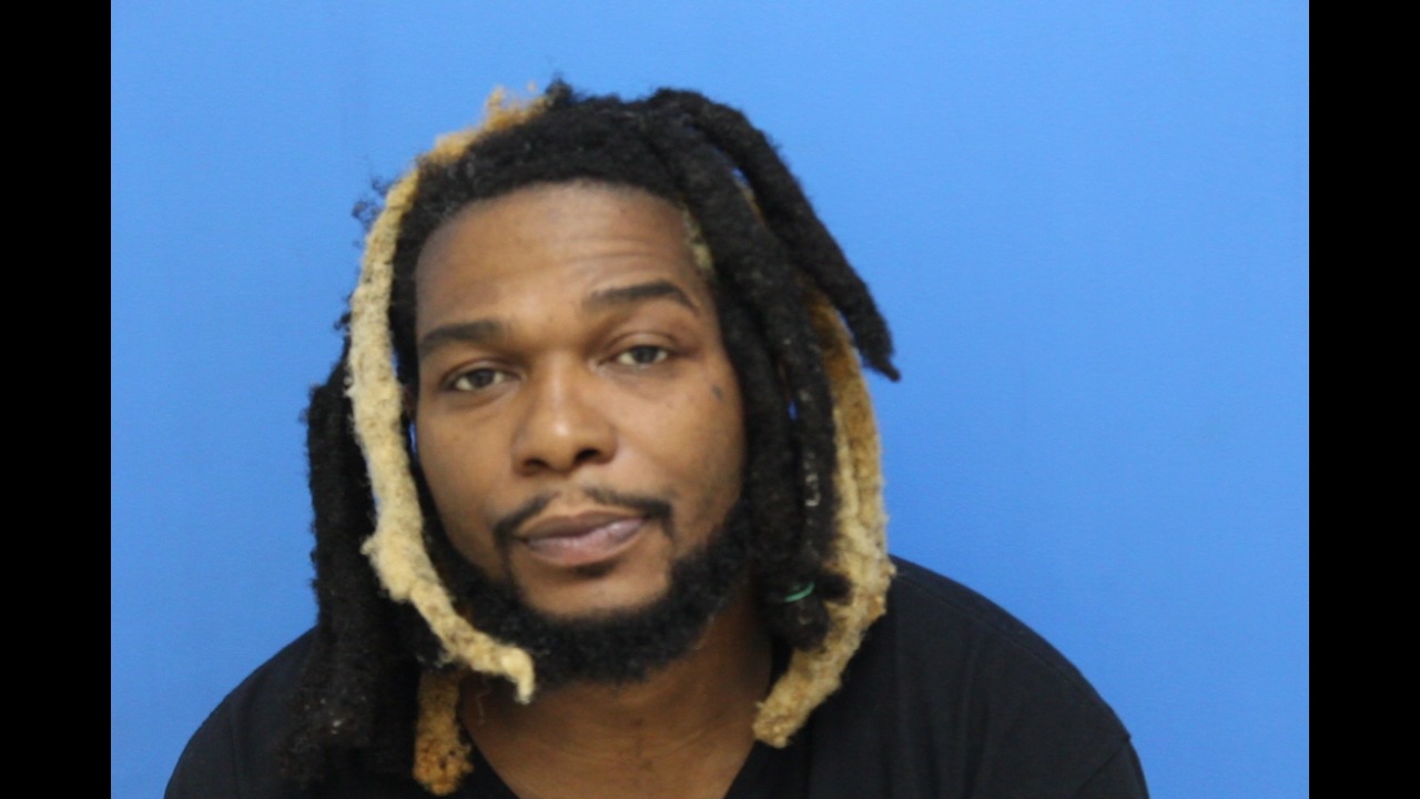 Mugshot of Curese Devonte Mcilwain