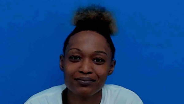 Mugshot of Shaylie Sori Hill-Mungro