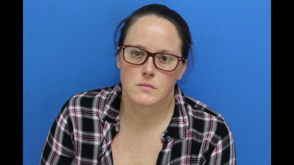 Mugshot of Ashley Renee Lowe