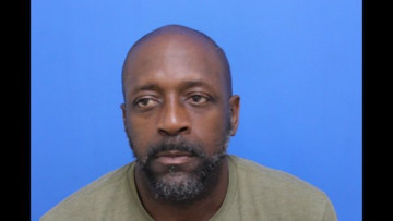 Mugshot of Robert Lamonte Mayfield