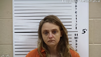 Mugshot of Courtney Paige Holder