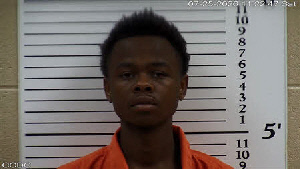 Mugshot of Marqua Amryie Lamar Davis