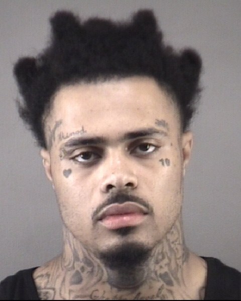 Mugshot of DAMONTE THOMAZ ROBERTS