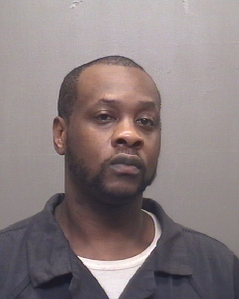 Mugshot of JONATHAN WAHOME