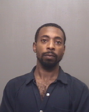 Mugshot of AVERY TAQUANKENARD DOUTHIT