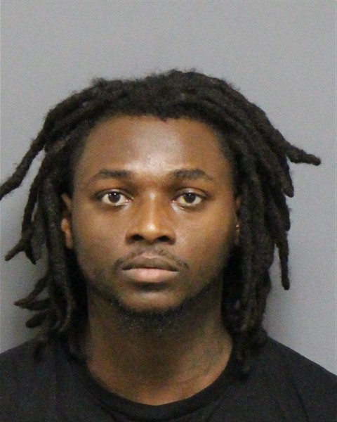 Mugshot of DENORIS TYSHAWN JR LEAK