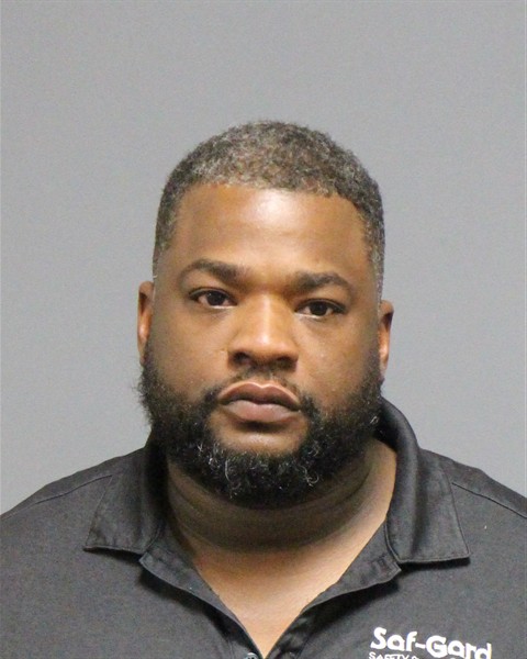 Mugshot of TRAVIS JAAMAL SISTRUNK
