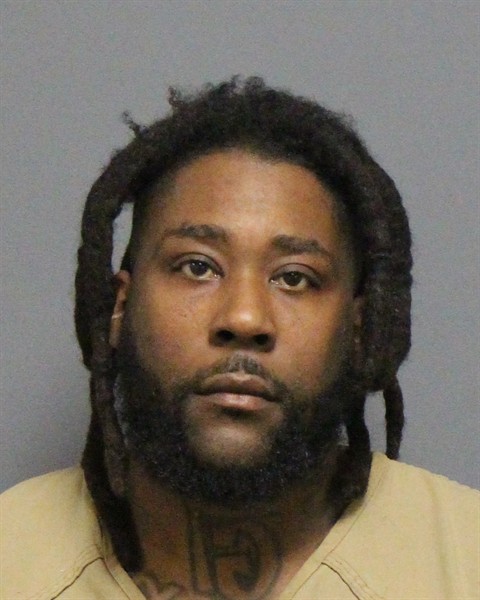 Mugshot of DONOVAN CORNELL BASS
