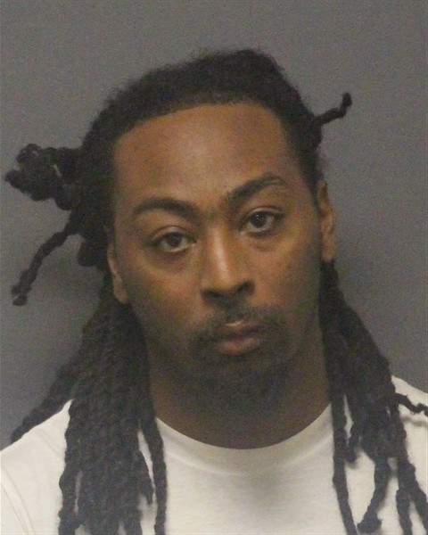 Mugshot of DOMINQUE TAQUAN MILES