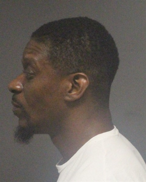 Mugshot of TERREK T LANGSTON