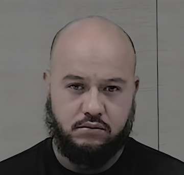 Mugshot of SEBASTIAN DIAZ