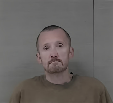 Mugshot of ROGER DEAN ALLEN THOMPSON