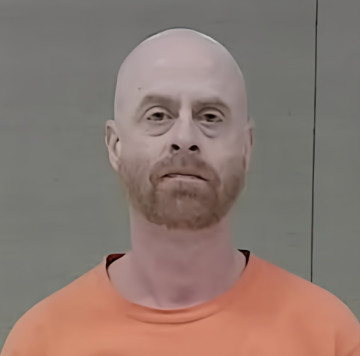 Mugshot of BRAD ALLEN VAN GORP