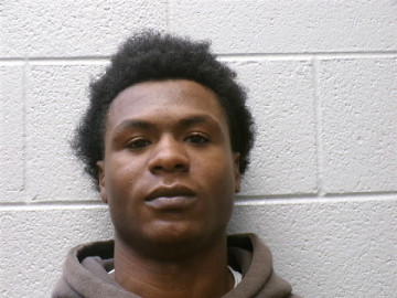 Mugshot of MALIK CARLDALE ANGRAM