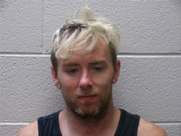 Mugshot of CORY JAMES CARLISLE