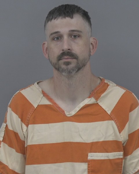 Mugshot of DEREK SEXTON