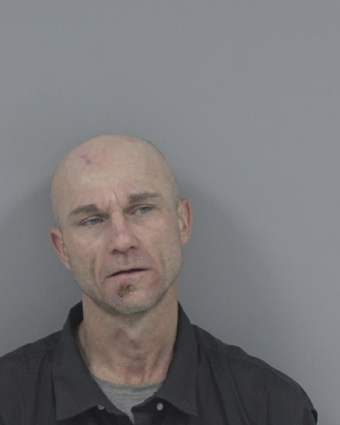 Mugshot of JONATHAN MARLOW
