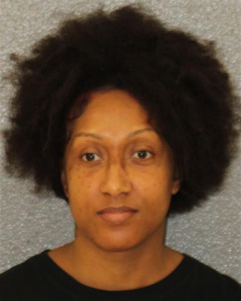 Mugshot of BRITTNEY BEONACA-SUVANNA WALTER