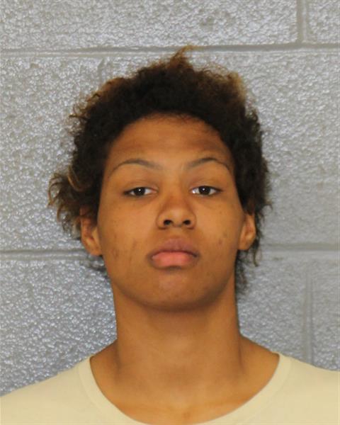 Mugshot of SIERRA CHYANNE GUZMAN